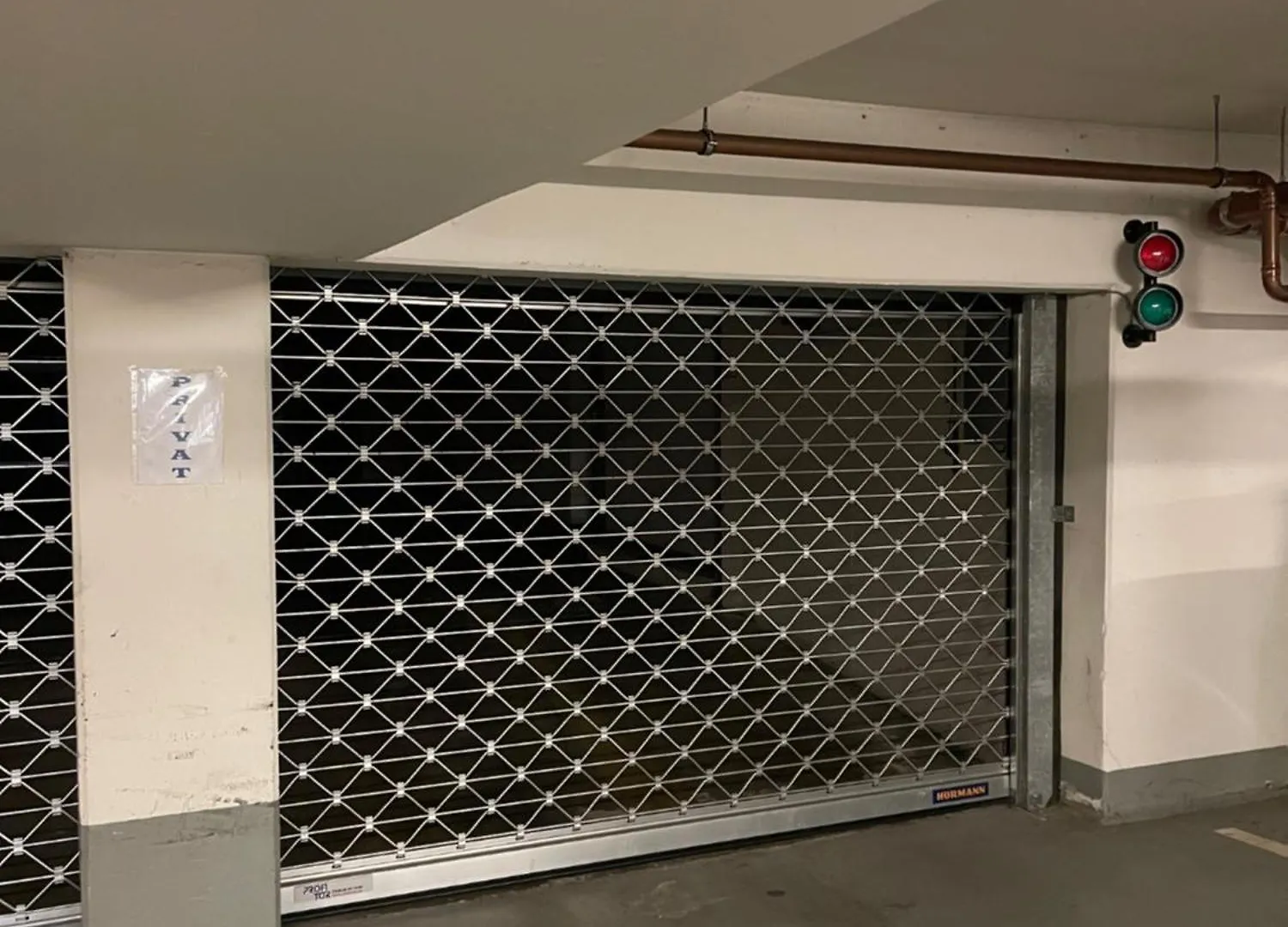 Modernes, Zentrales Apartment In Troisdorf, Region Koeln Bonn, 3 Etage, Maximal Fuer 4 Personen, Parkplatz & Netflix Inklusive